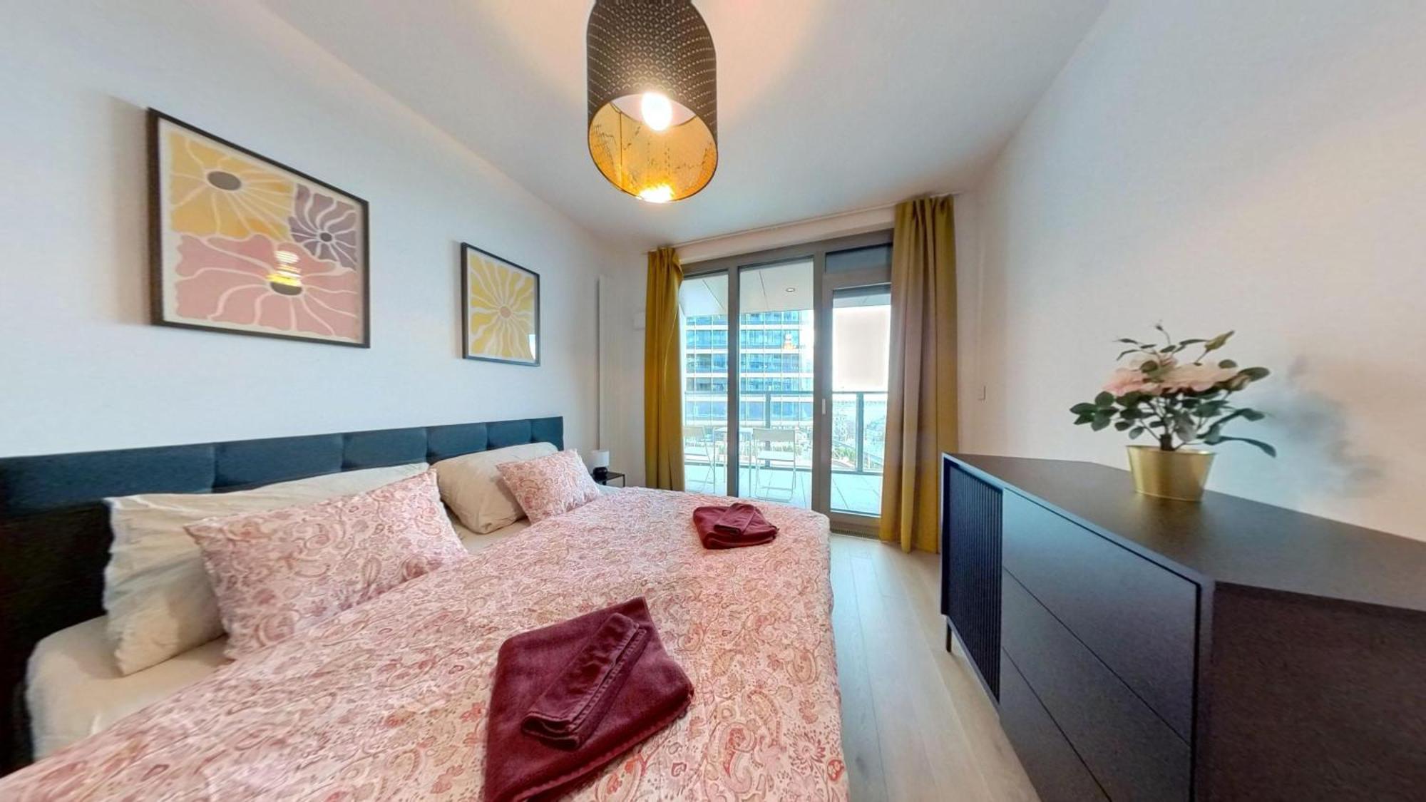 The First Skyscraper In Slovakia Apartment บราติสลาวา ภายนอก รูปภาพ