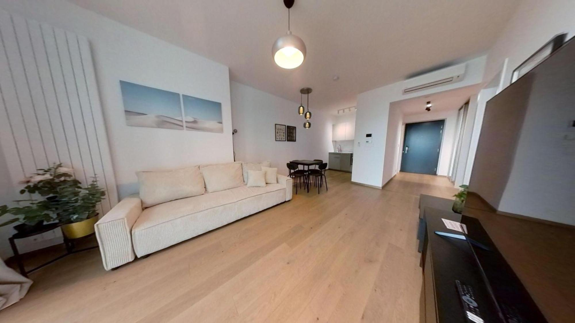 The First Skyscraper In Slovakia Apartment บราติสลาวา ภายนอก รูปภาพ